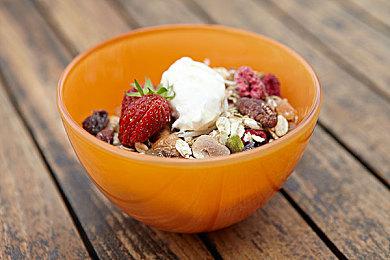 香港GSE宣布 《狙击精英5》中文实体版将延至6月8日出货